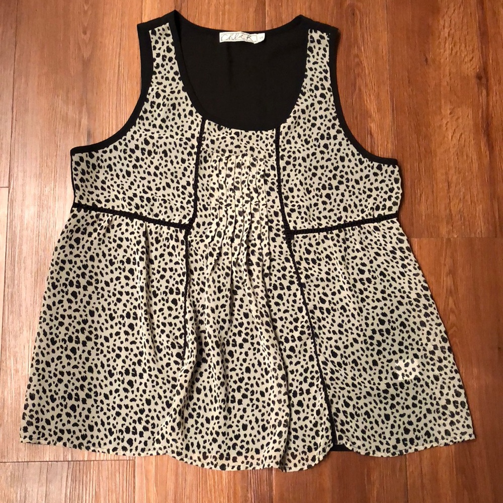 Animal print top size S
